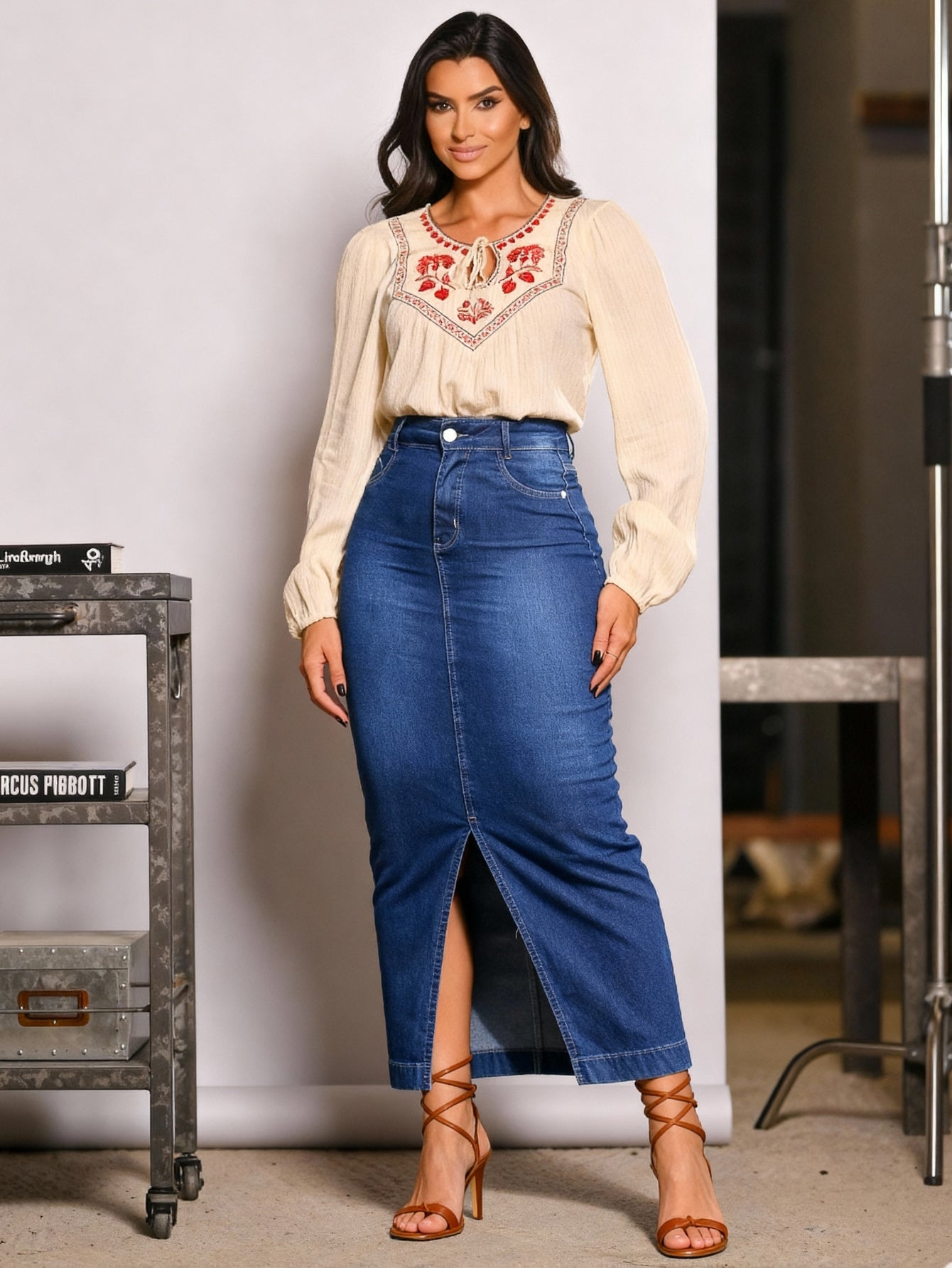 Saia Jeans Longa Azul Marinho Com Abertura na Frente Anagrom Ref.231