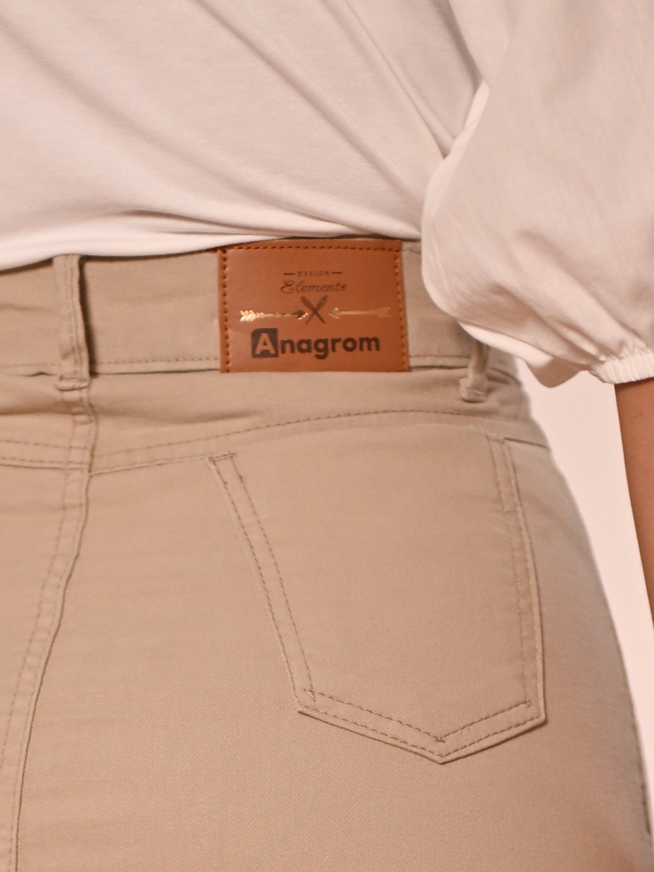 Saia Brim Longa Bege Com Abertura na Frente Anagrom Ref.240